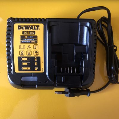 Đế sạc nhanh Dewalt DCB 115