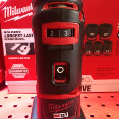 Máy mài thẳng Milwaukee 12V C12 RT